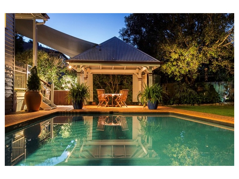 15 Corbie Street, Ashgrove QLD 4060