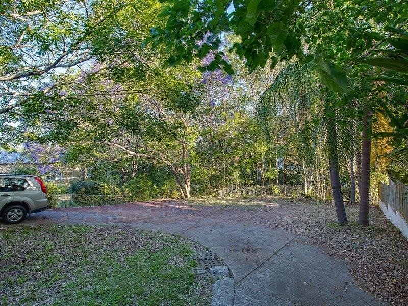 36 Banks Street, Newmarket QLD 4051