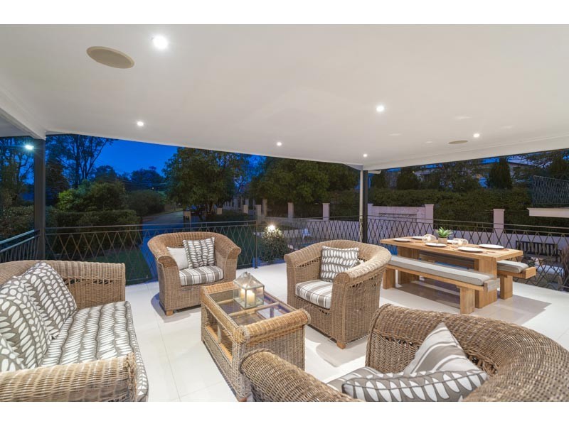 12 Felicia Street, Ashgrove QLD 4060