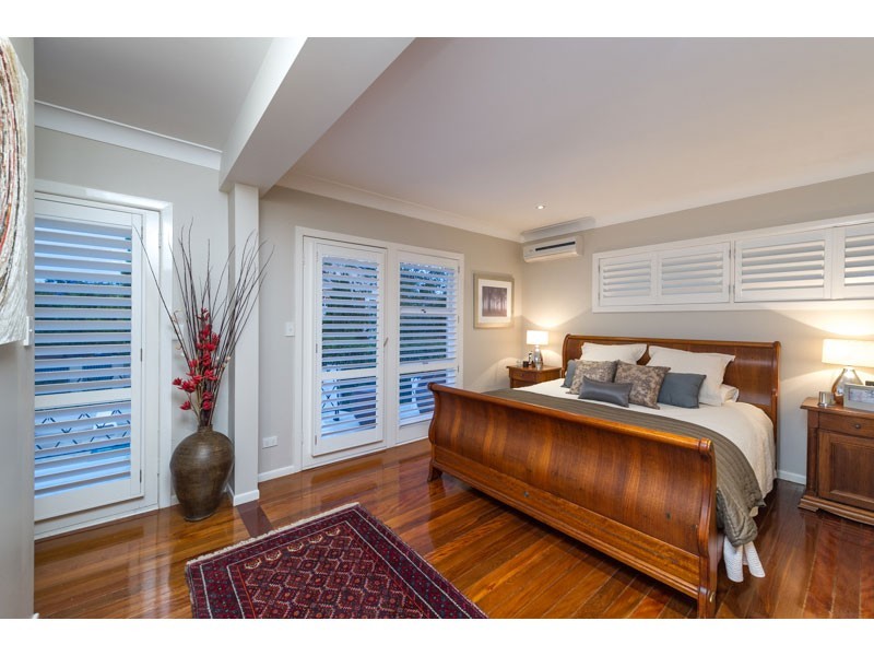 12 Felicia Street, Ashgrove QLD 4060