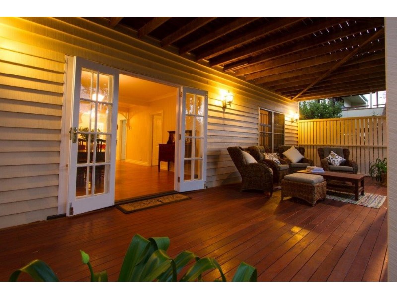 55 Kauri Road, Ashgrove QLD 4060