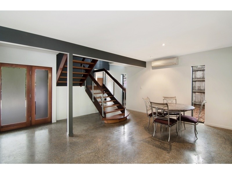 10 Hartfield Drive, Bardon QLD 4065