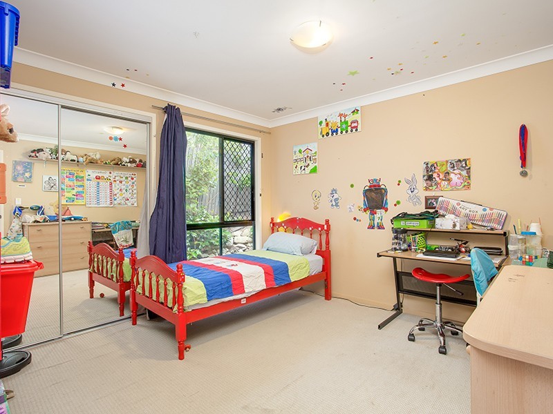 9 Quandong Crescent, Arana Hills QLD 4054