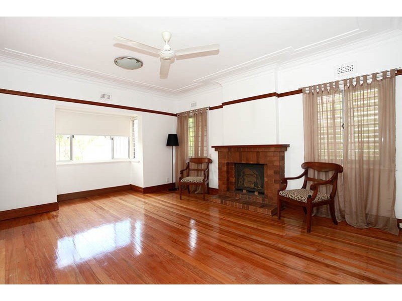 85 Grevillea Road, Ashgrove QLD 4060