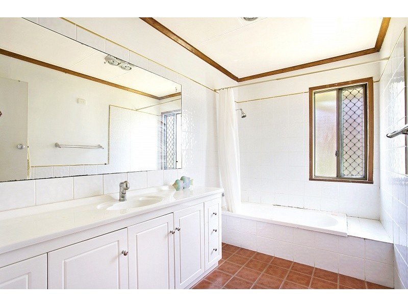 55 Haig Street, Brassall QLD 4305