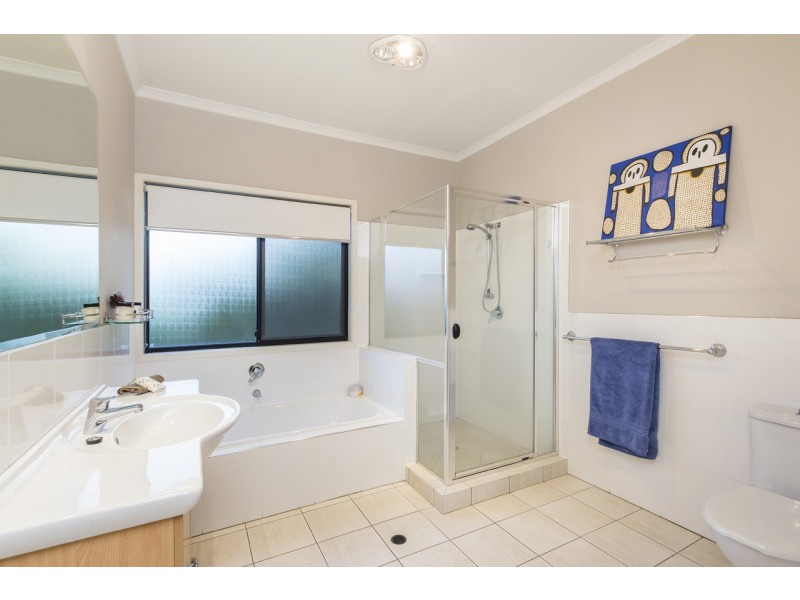 4 Givelda Street, Ashgrove QLD 4060