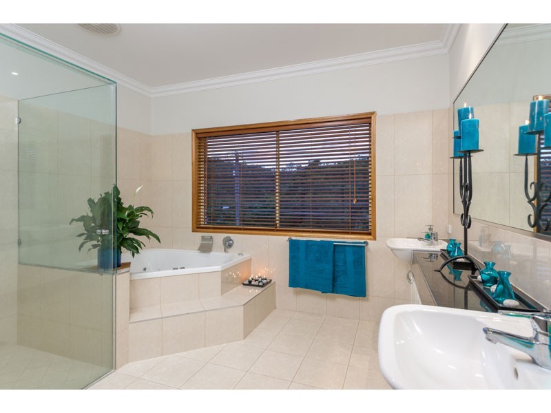 47 Baileys Road, Ashgrove QLD 4060