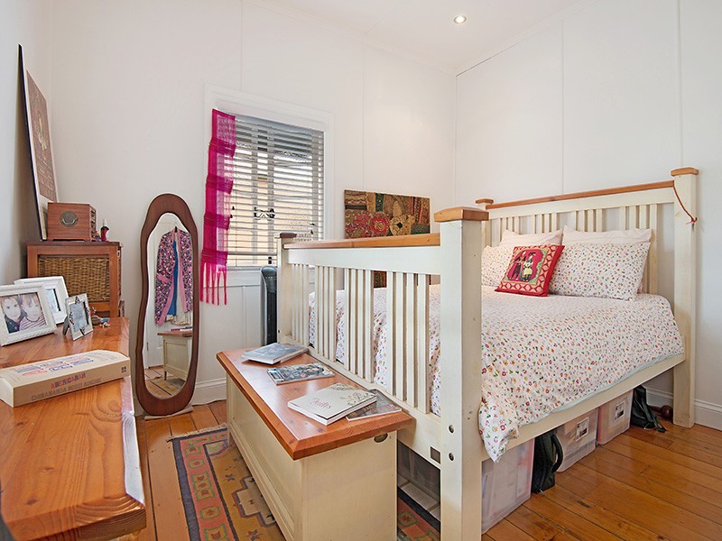 18 Hipwood Street, Spring Hill QLD 4000