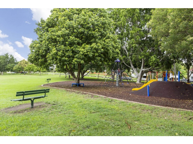 5 Empress Terrace, Bardon QLD 4065