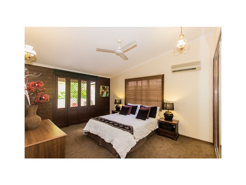 52 Settlement Road, The Gap QLD 4061