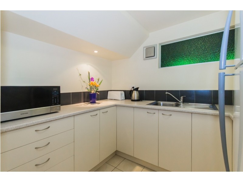 52 Settlement Road, The Gap QLD 4061
