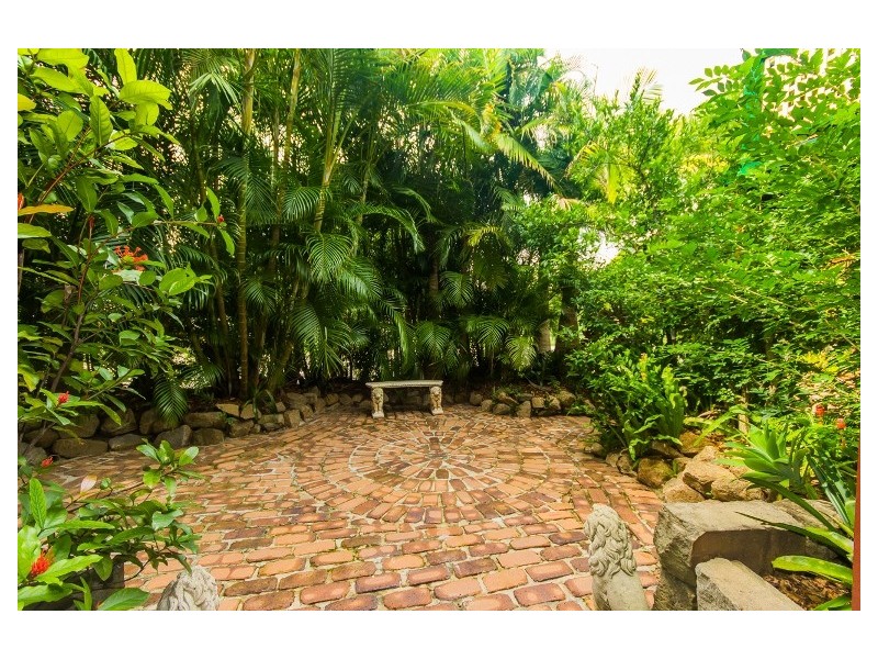 52 Settlement Road, The Gap QLD 4061