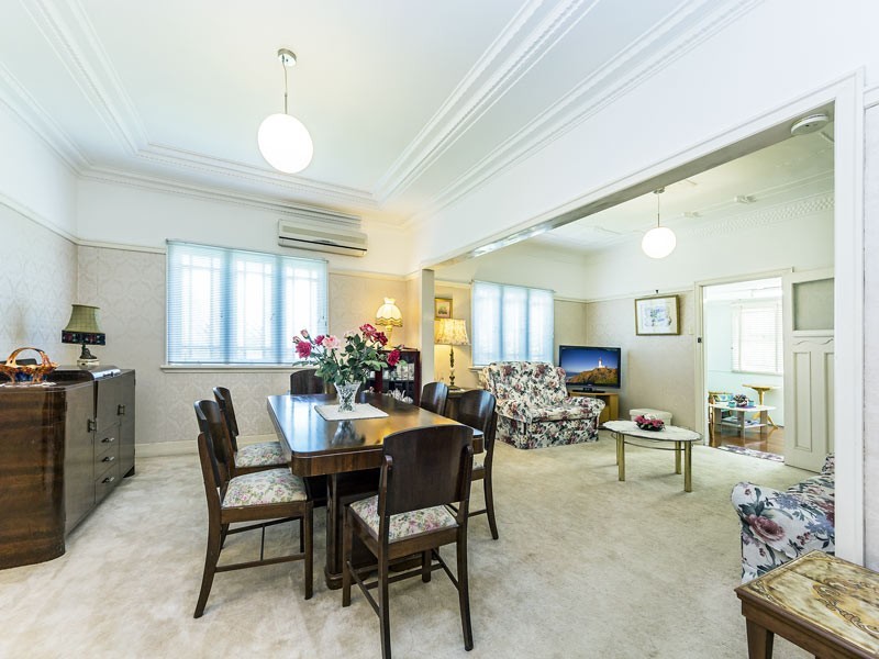 62 Alderley Avenue, Alderley QLD 4051