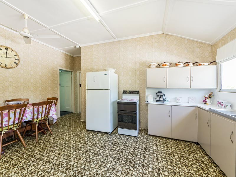 62 Alderley Avenue, Alderley QLD 4051