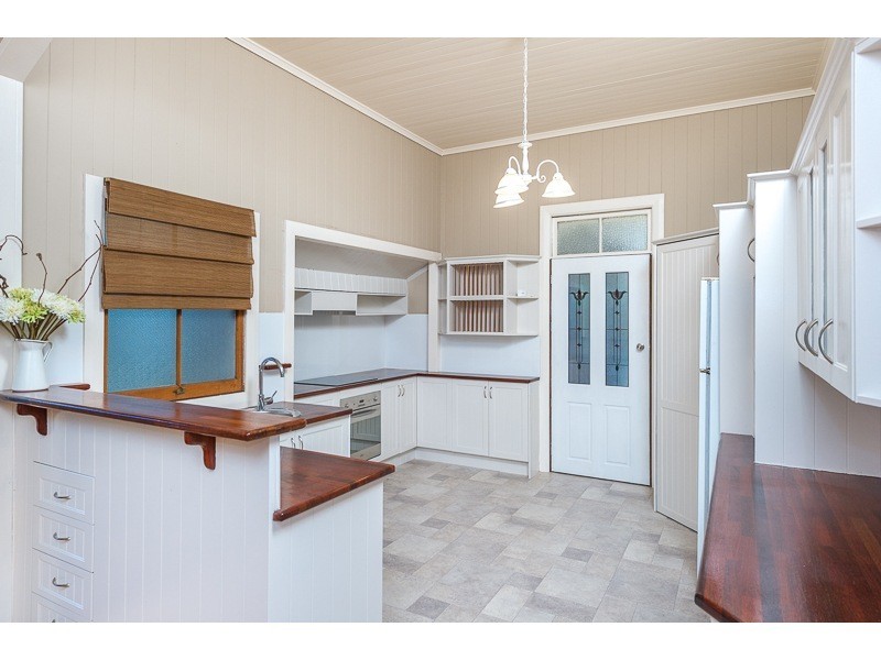 1 Haig Street, Ashgrove QLD 4060