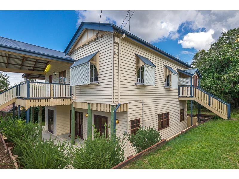 1 Haig Street, Ashgrove QLD 4060