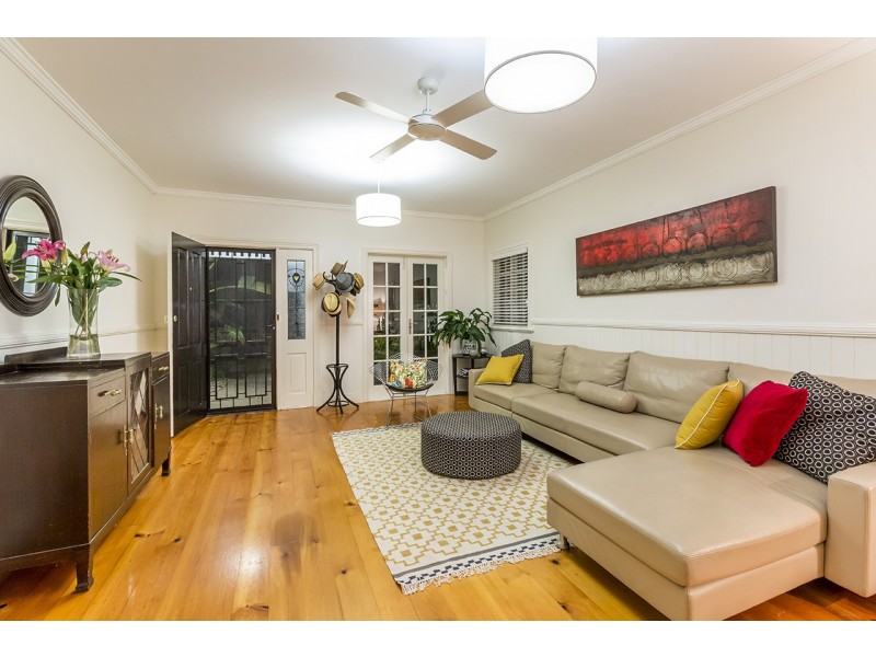 24 Grevillea Road, Ashgrove QLD 4060