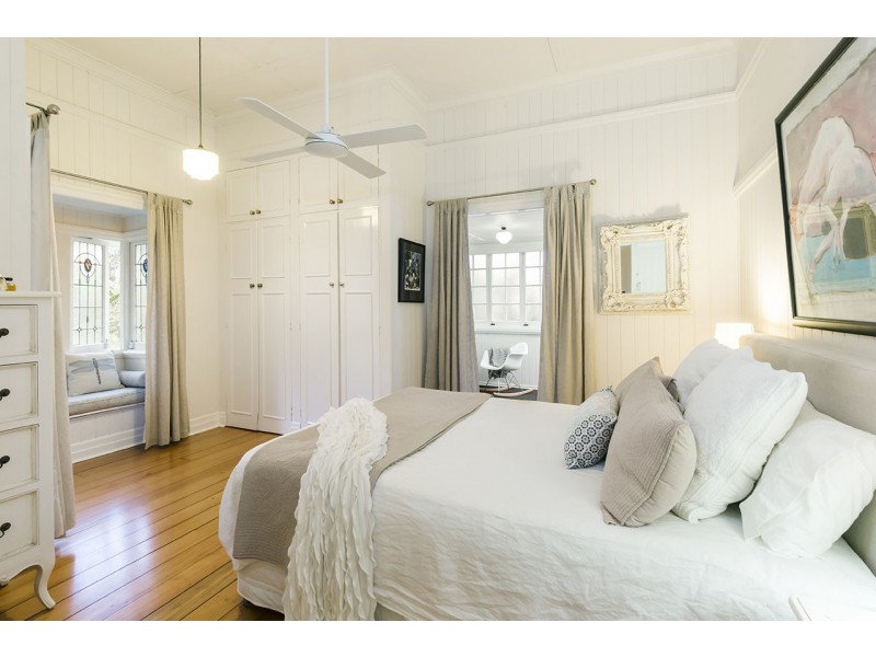 24 Grevillea Road, Ashgrove QLD 4060