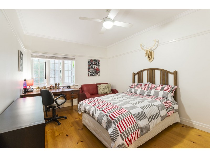 24 Grevillea Road, Ashgrove QLD 4060