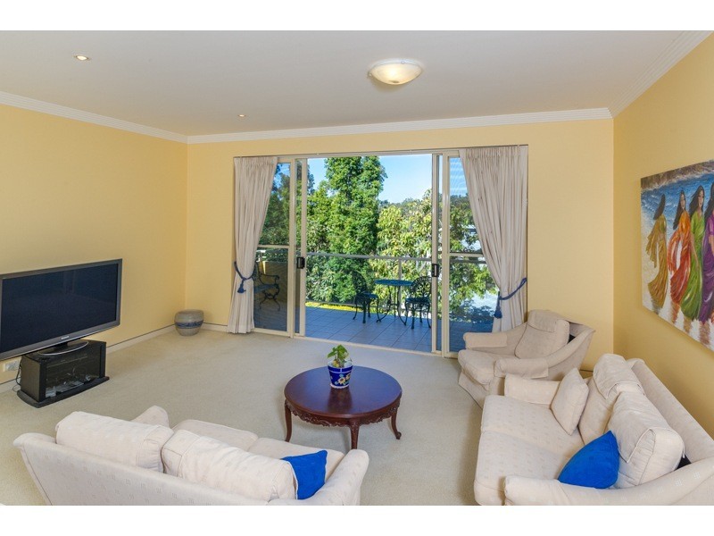 1/27 Tipuana Place, Bardon QLD 4065