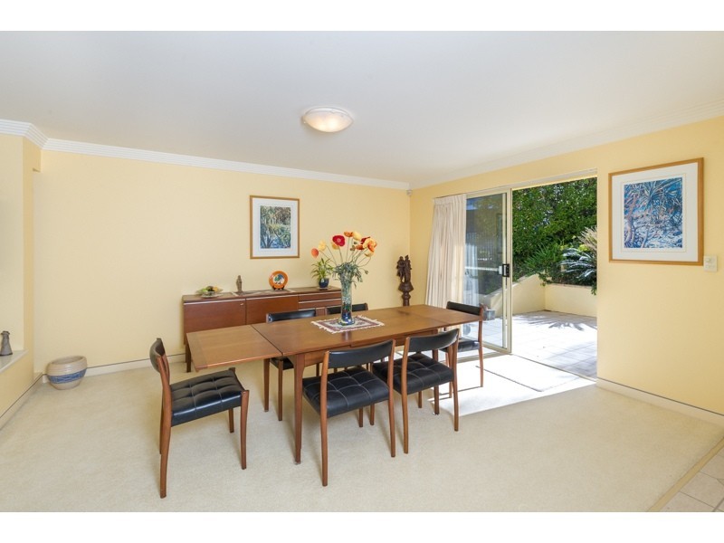 1/27 Tipuana Place, Bardon QLD 4065