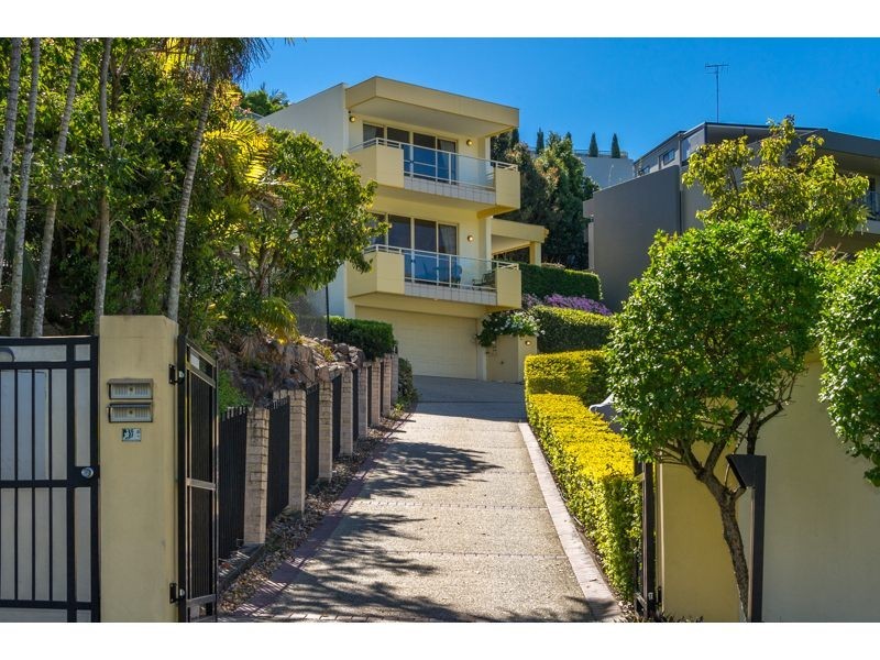1/27 Tipuana Place, Bardon QLD 4065