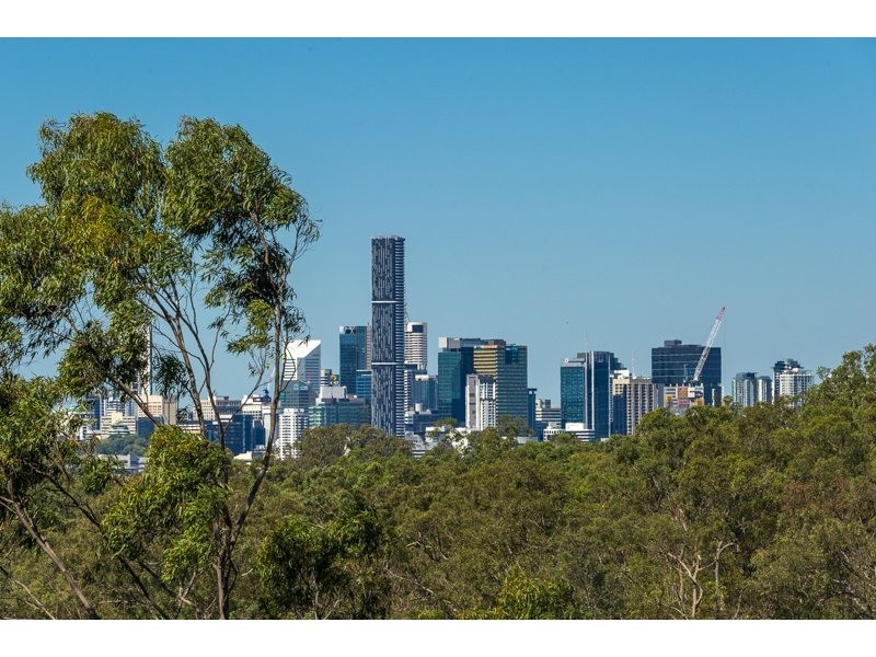 1/27 Tipuana Place, Bardon QLD 4065