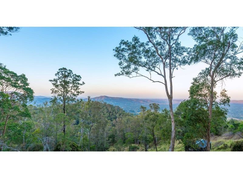1350 Mt Nebo Road, Jollys Lookout QLD 4520