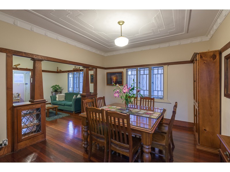 31 Arinya Road, Ashgrove QLD 4060