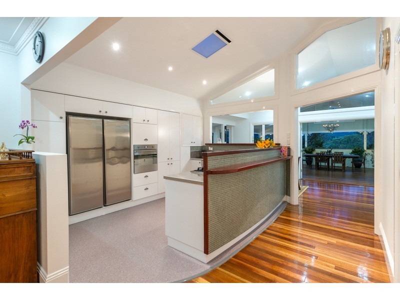 52 Davies Road, Ashgrove QLD 4060