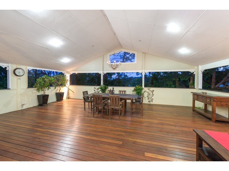 52 Davies Road, Ashgrove QLD 4060