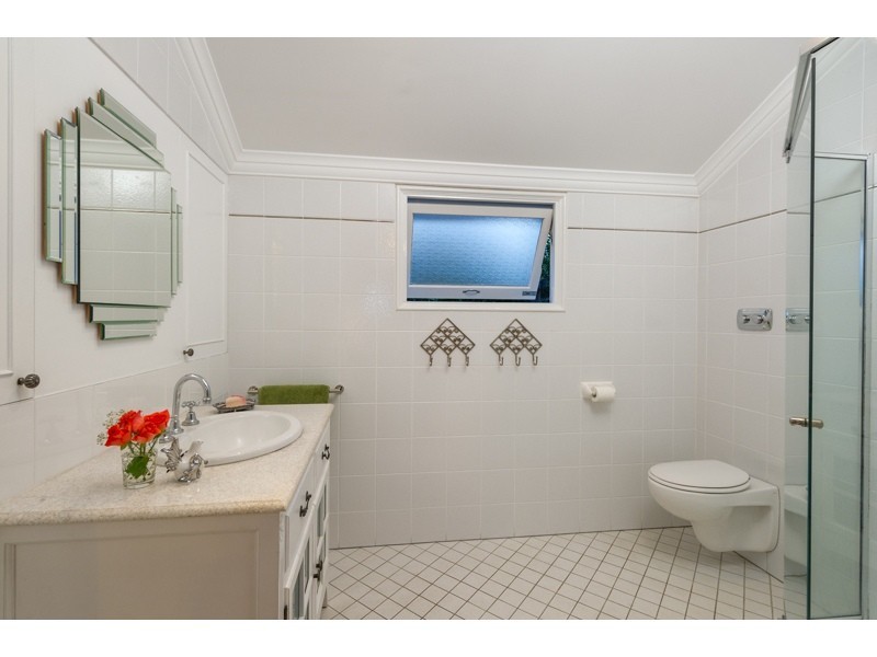 52 Davies Road, Ashgrove QLD 4060