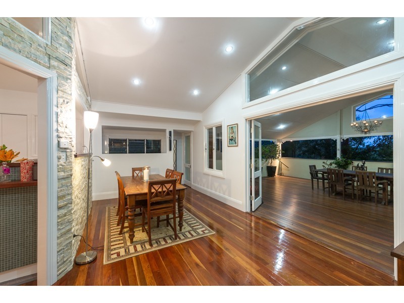 52 Davies Road, Ashgrove QLD 4060