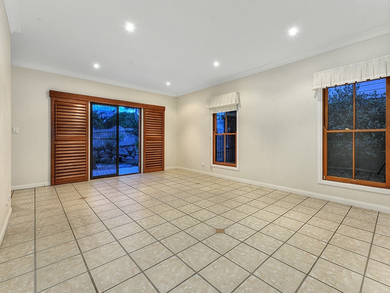 4 Jason Street, Red Hill QLD 4059