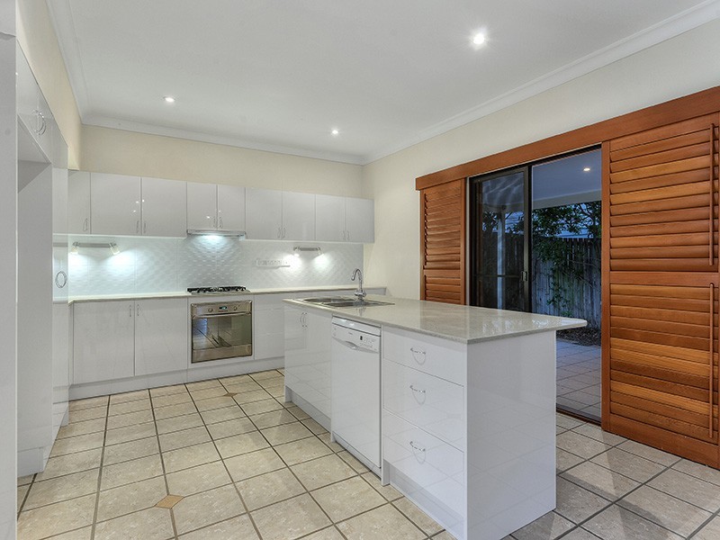 4 Jason Street, Red Hill QLD 4059