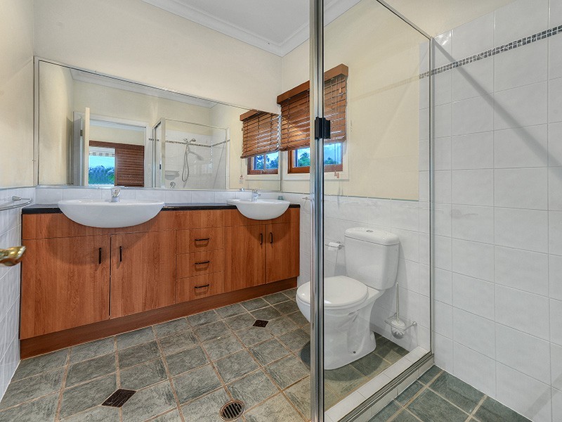 4 Jason Street, Red Hill QLD 4059