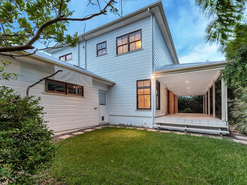 4 Jason Street, Red Hill QLD 4059