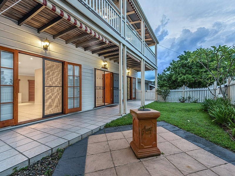 4 Jason Street, Red Hill QLD 4059