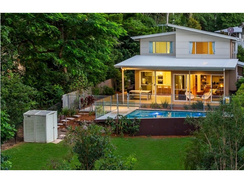 House 2 42 Baileys Road, Ashgrove QLD 4060