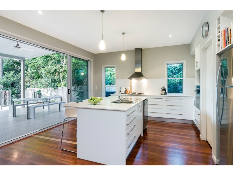 House 2 42 Baileys Road, Ashgrove QLD 4060