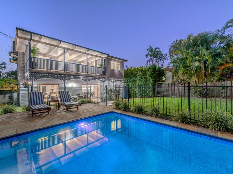 42 Grevillea Road, Ashgrove QLD 4060