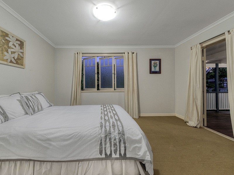 42 Grevillea Road, Ashgrove QLD 4060
