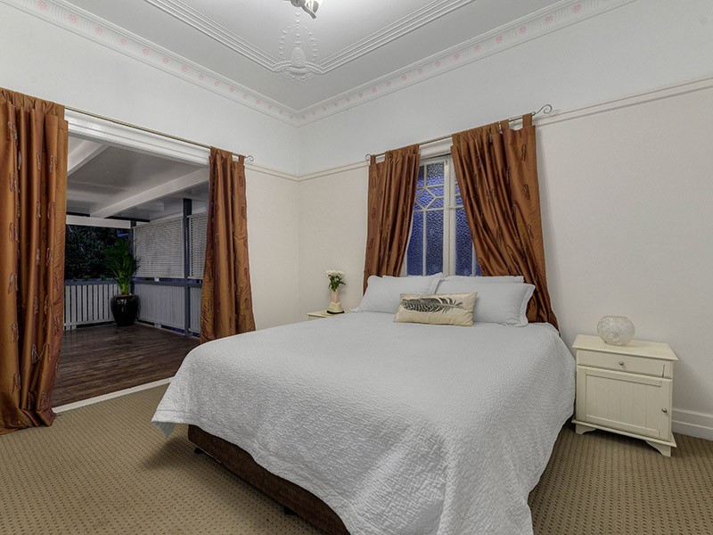 42 Grevillea Road, Ashgrove QLD 4060