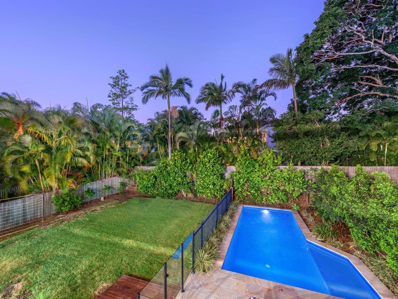 42 Grevillea Road, Ashgrove QLD 4060