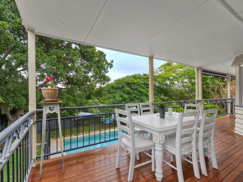 30 Atthow Avenue, Ashgrove QLD 4060