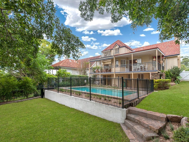 30 Atthow Avenue, Ashgrove QLD 4060