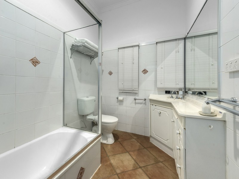 45 Glenlyon Drive, Ashgrove QLD 4060