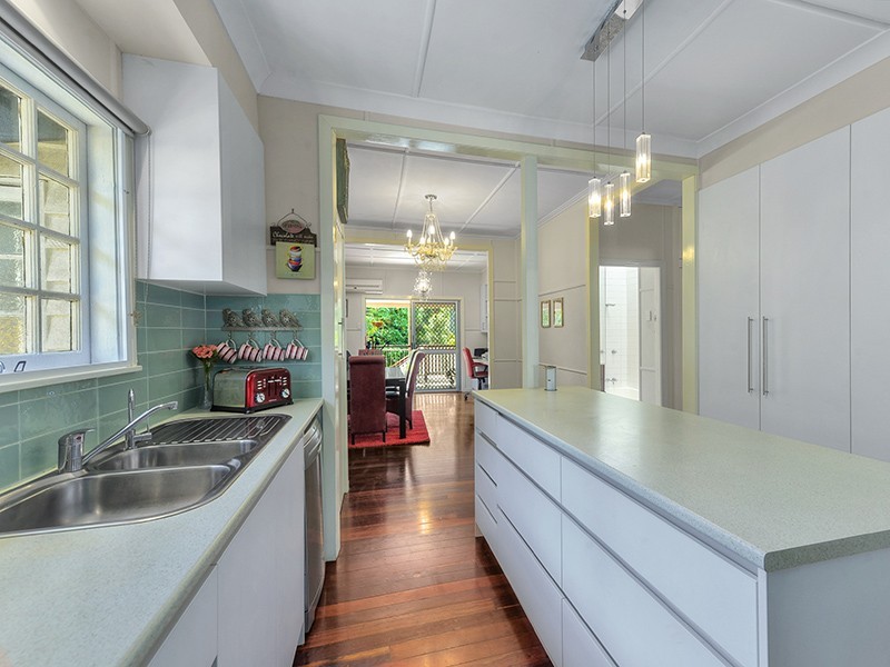 635 Waterworks Road, Ashgrove QLD 4060