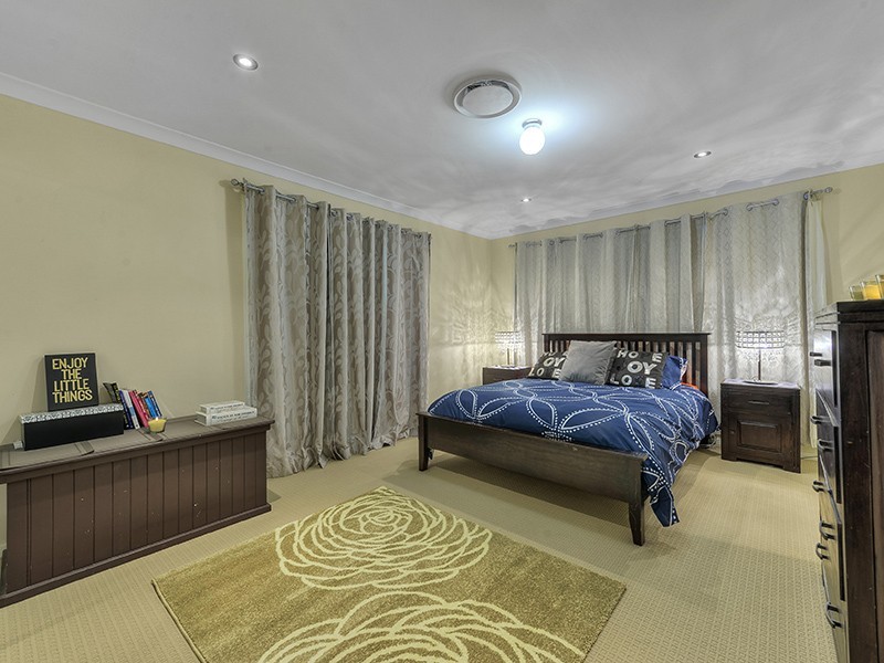 17 Frasers Road, Ashgrove QLD 4060