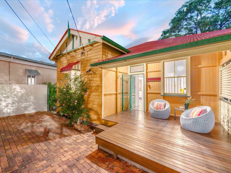 72 Coopers Camp Road, Bardon QLD 4065